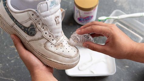 nike air force putzen|HOW TO CLEAN YOUR AIR FORCE 1'.